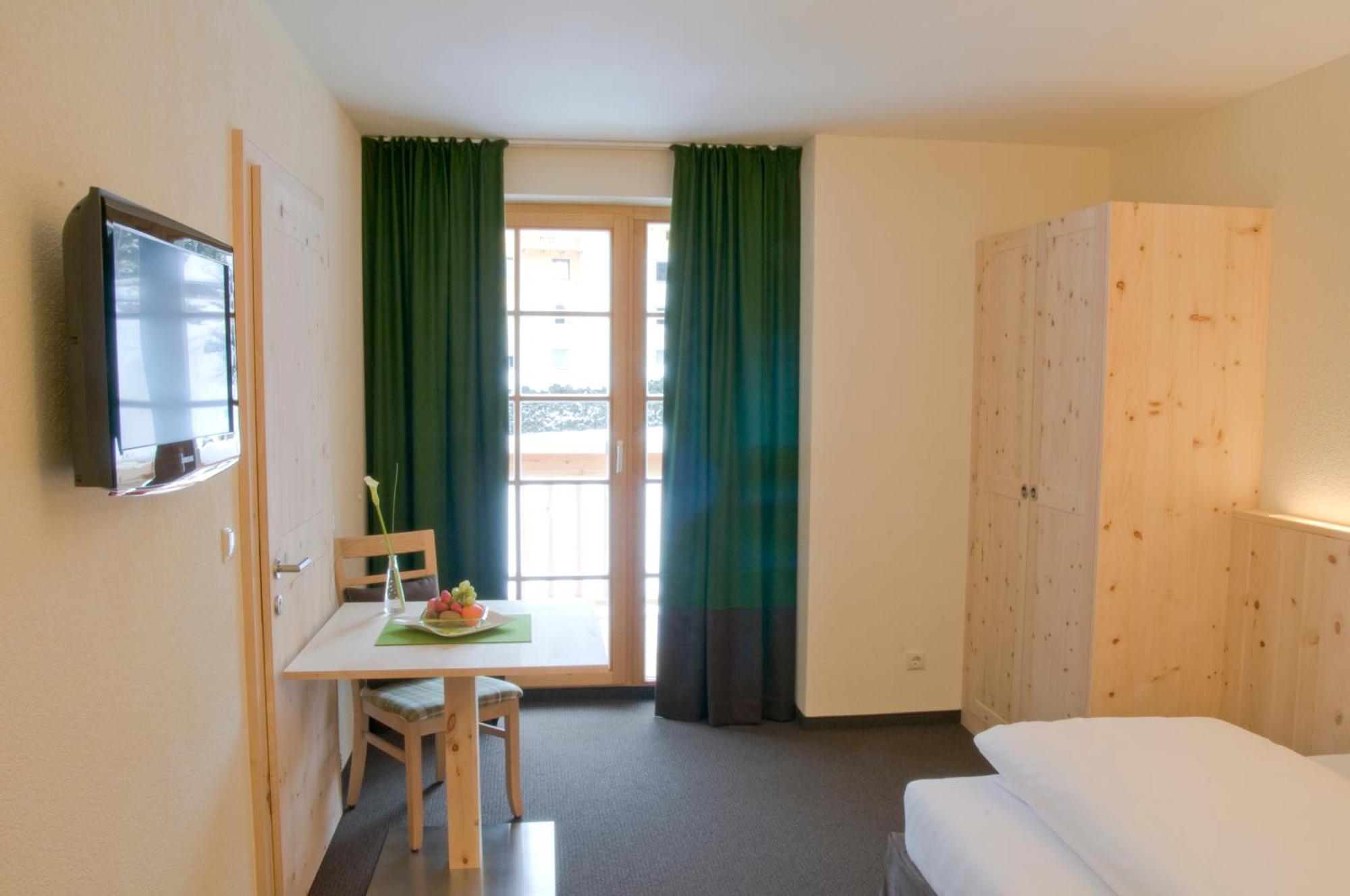 Hotel Der Waldhof Sankt Anton am Arlberg Habitación foto