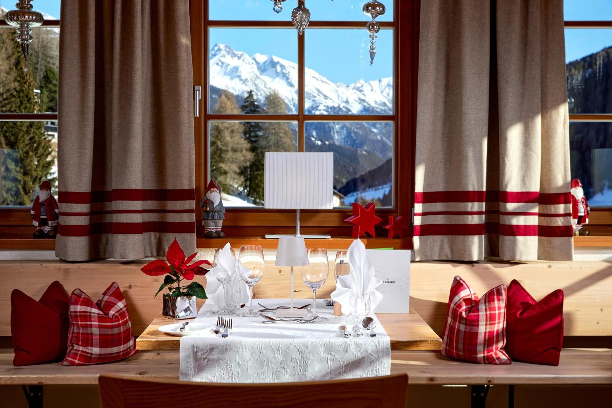 Hotel Der Waldhof Sankt Anton am Arlberg Exterior foto
