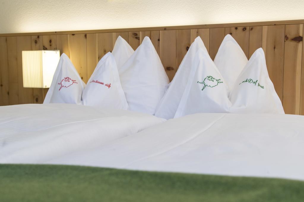 Hotel Der Waldhof Sankt Anton am Arlberg Exterior foto
