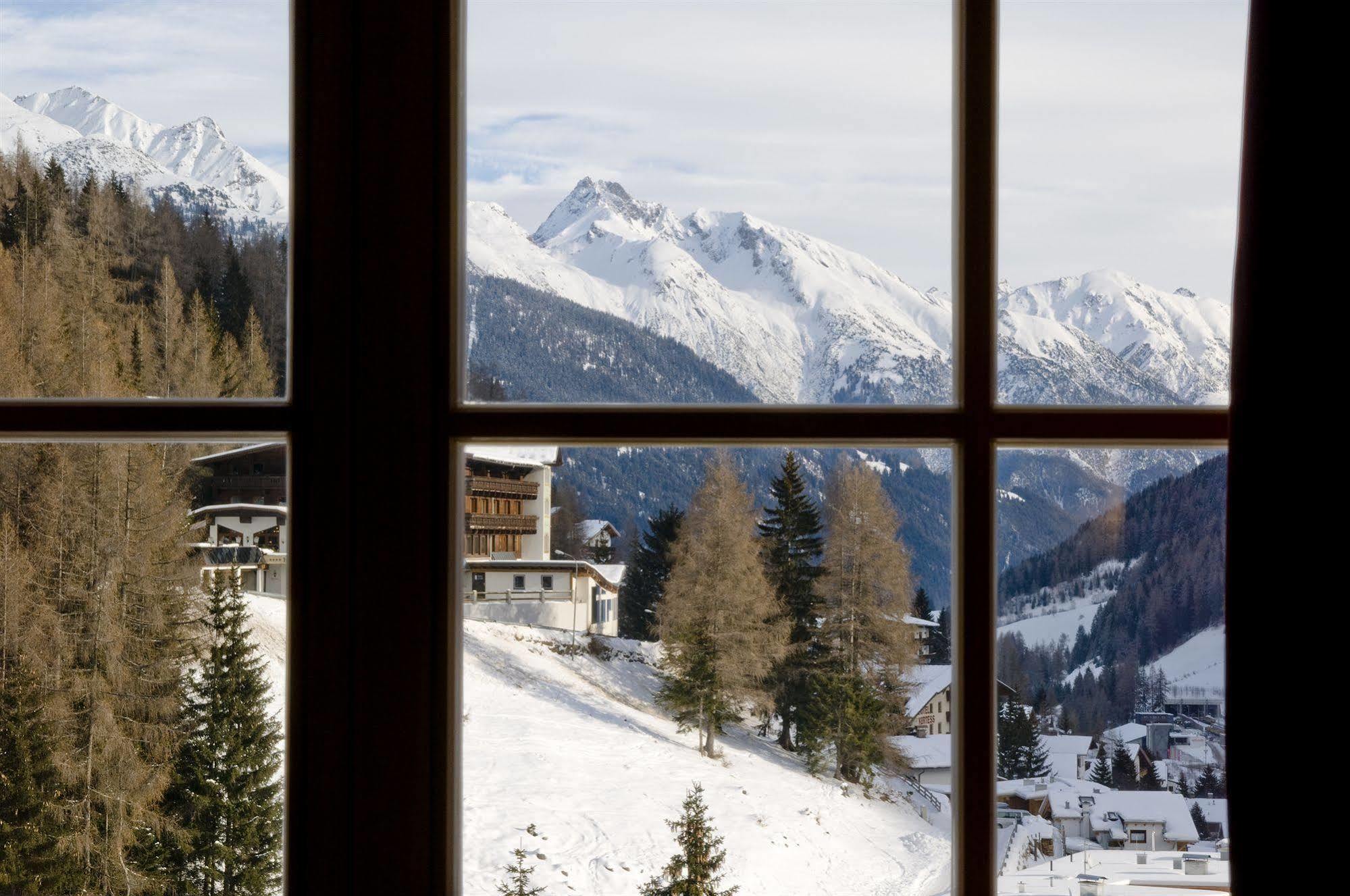 Hotel Der Waldhof Sankt Anton am Arlberg Exterior foto
